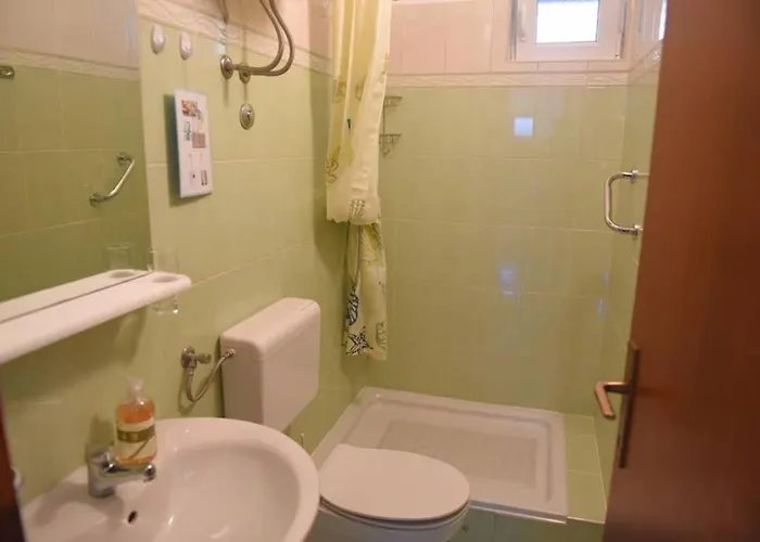 Mladen * 特罗吉尔